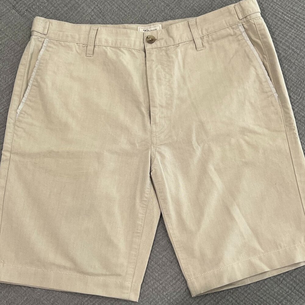 Weightless Chino Short in Tan